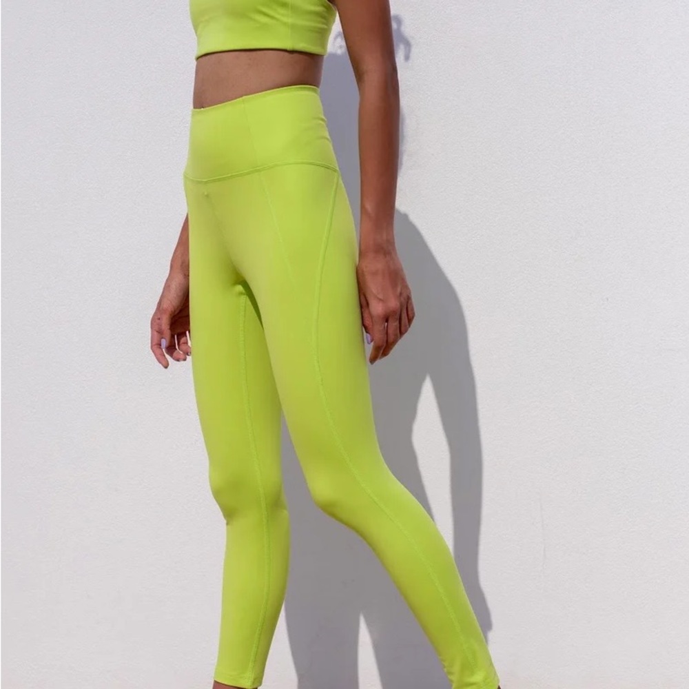 Girlfriend Collective Bright Green Set Neon